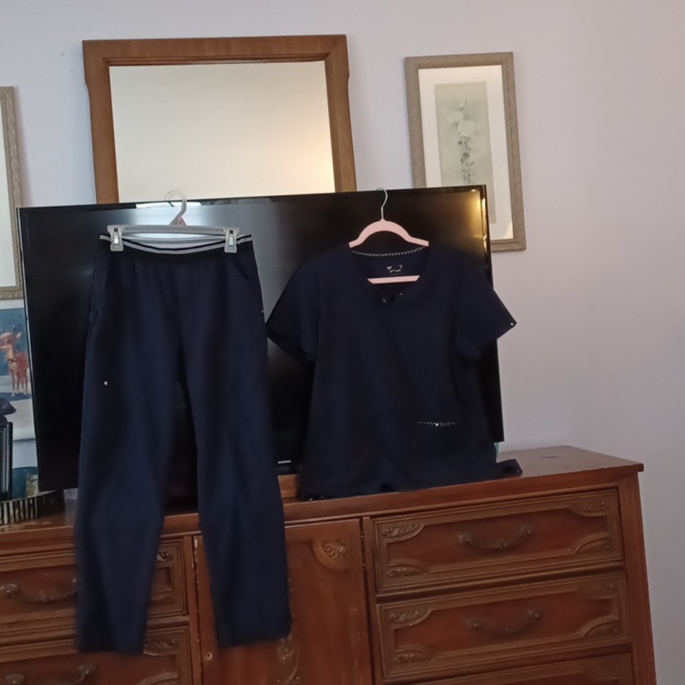 Womens Scrubs